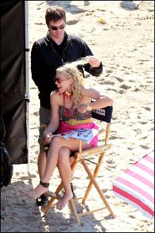  (682x1024, 175 k�...)