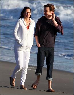  (800x1024, 107 k�...)