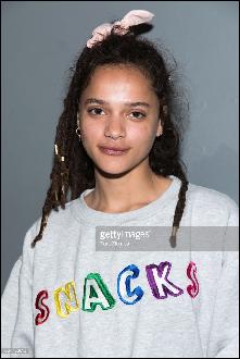  (685x1024, 117 k�...)