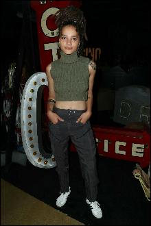  (1279x1920, 267 k�...)